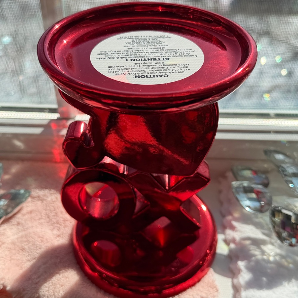 Bath & Body Works Shiny Red XO Candle Holder - Picture 4 of 4